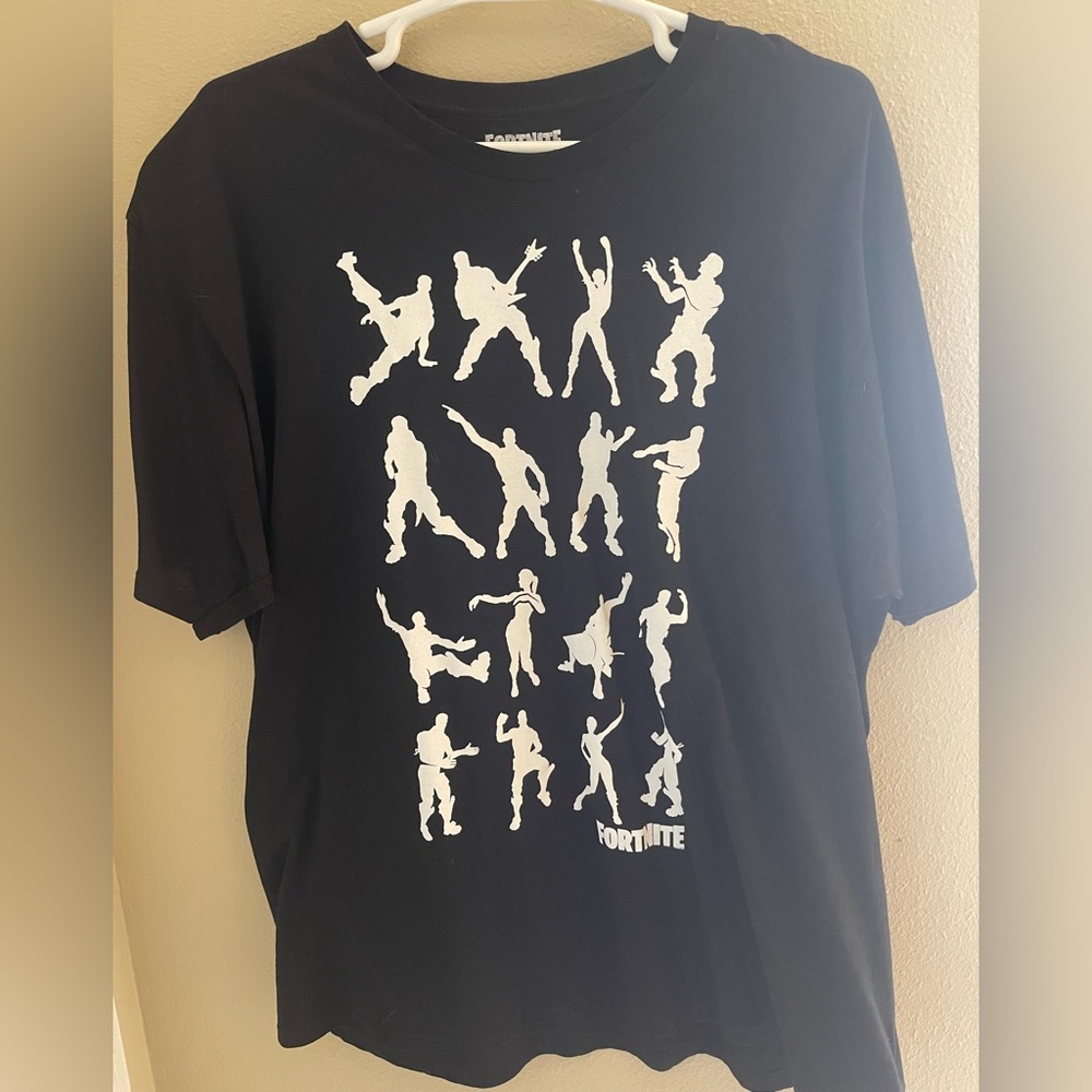 Fortnite 3X Short Sleeve Tee. NEW